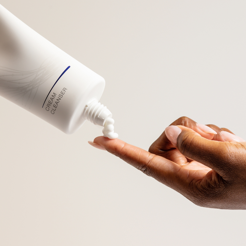 iS Clinical Cream Cleanser